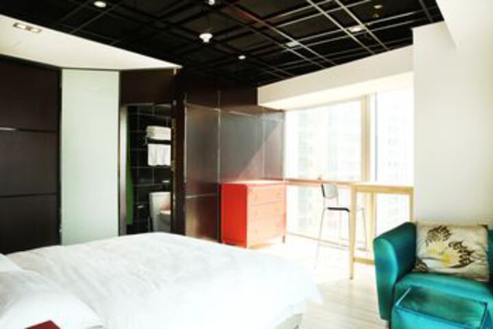 Room 22 of 36