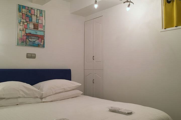 Room 10 of 138