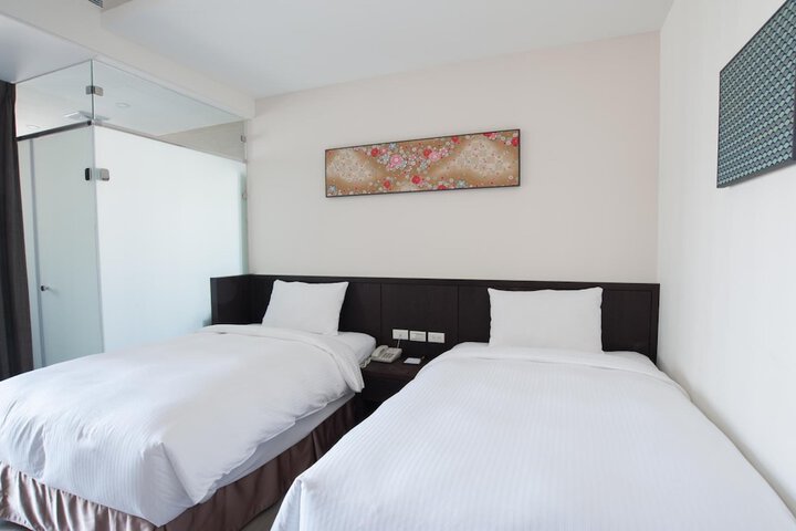 Room 16 of 45
