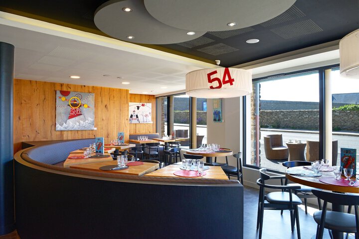 Dining 49 of 78