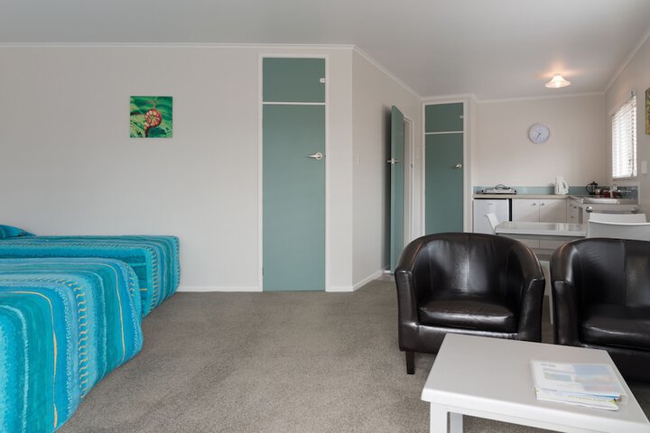 Room 15 of 64