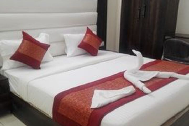 Hotel Interior 20 of 32