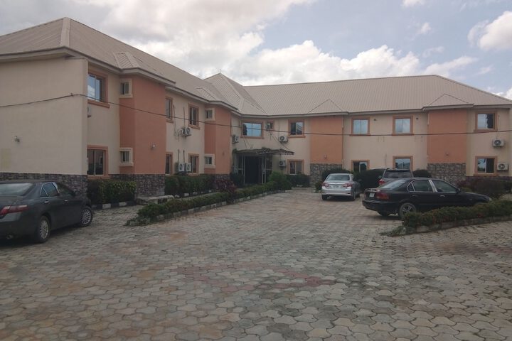 Prime Rose Hotel and Suites