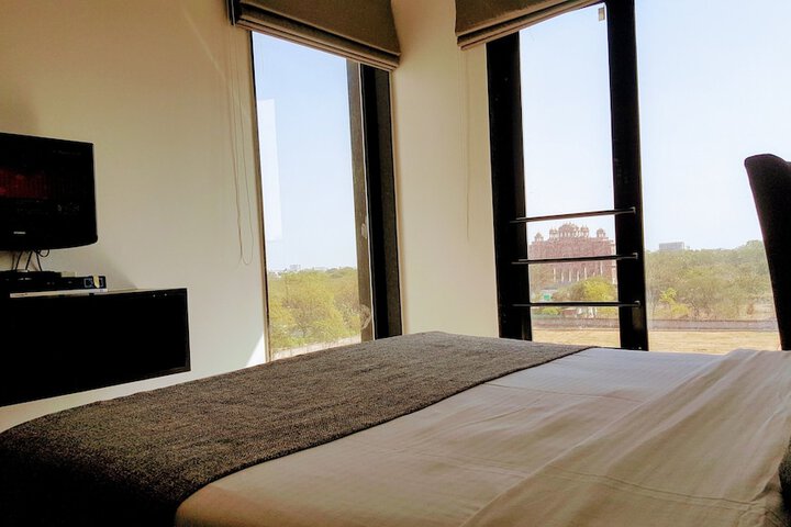 Room 6 of 47