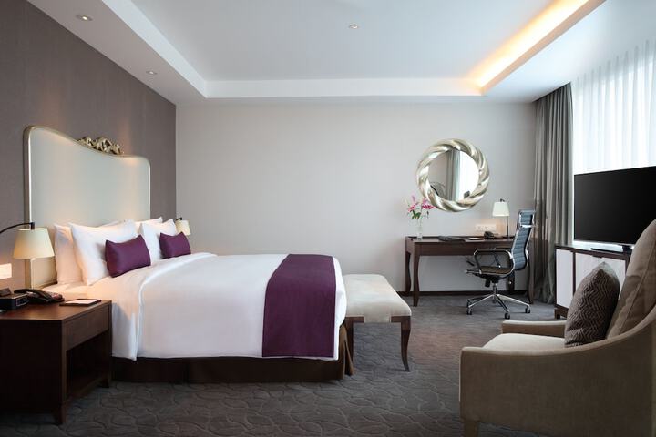 Room 10 of 181