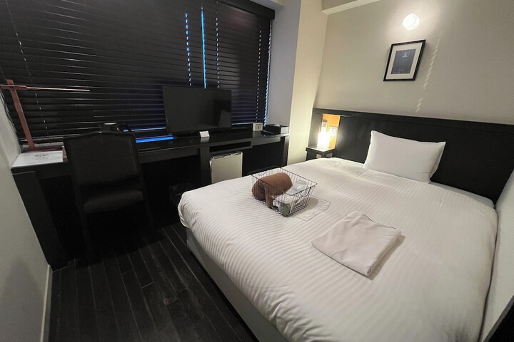 Room 20 of 32