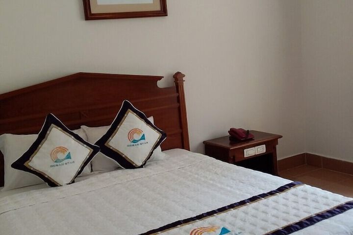 Room 17 of 35