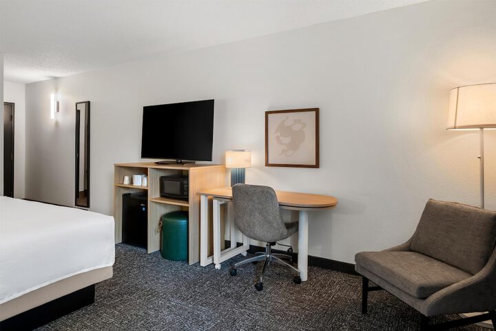 Room 31 of 59