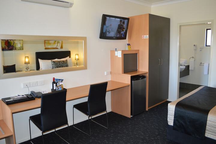 Room 34 of 68