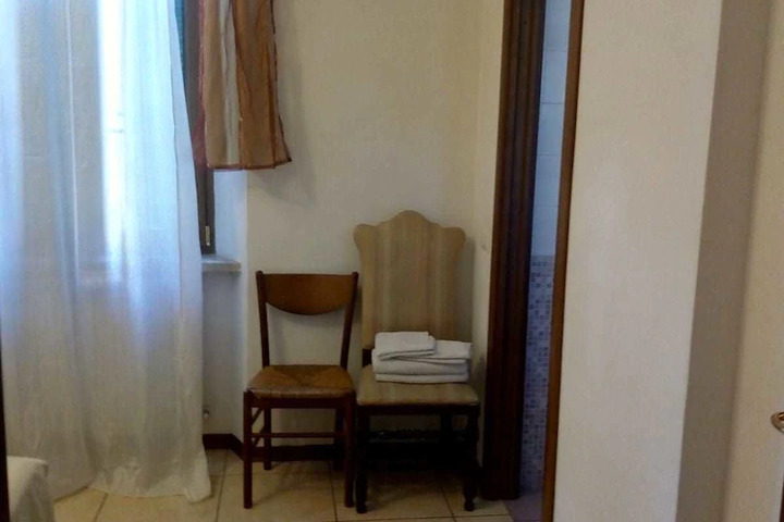 Room 7 of 7