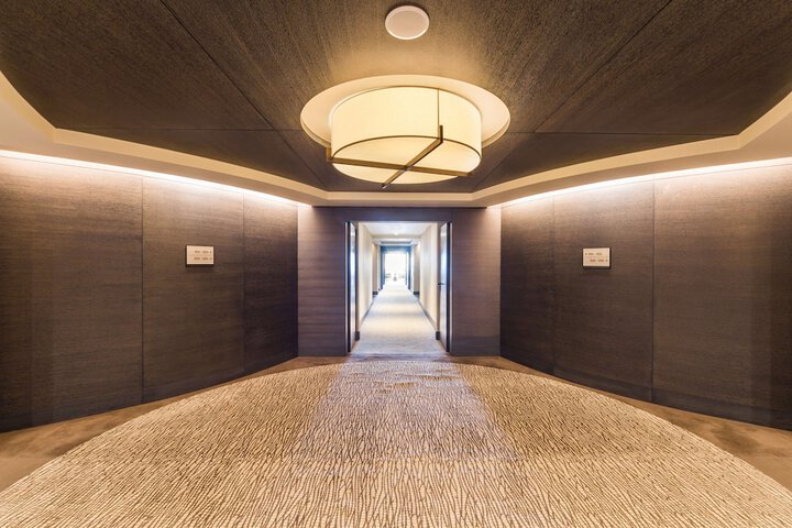 Room 23 of 118