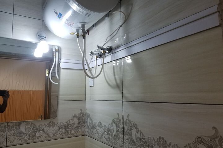 Room 44 of 71