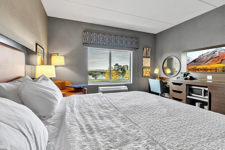 Room 10 of 61