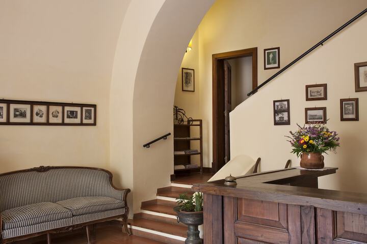 Hotel 2 of 52