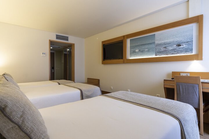 Room 55 of 169
