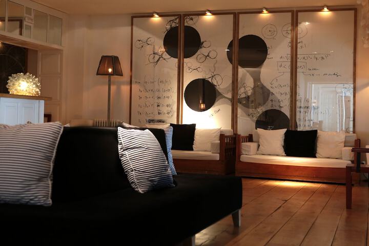 Hotel Interior 4 of 82