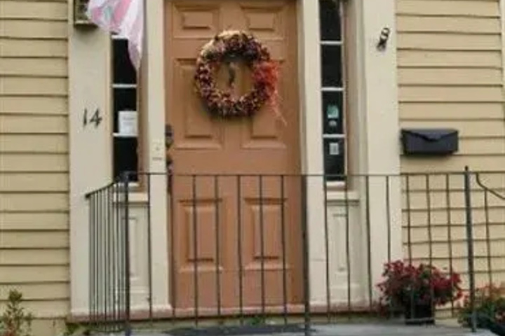 1805 Phinney House