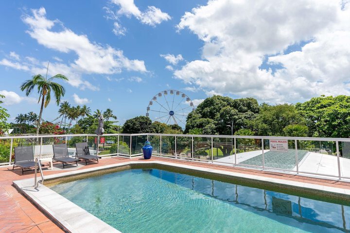 Pools & Facilities