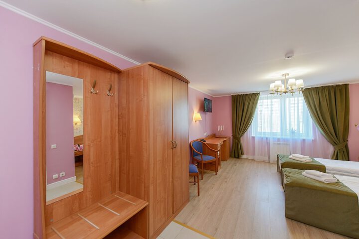 Room 15 of 72