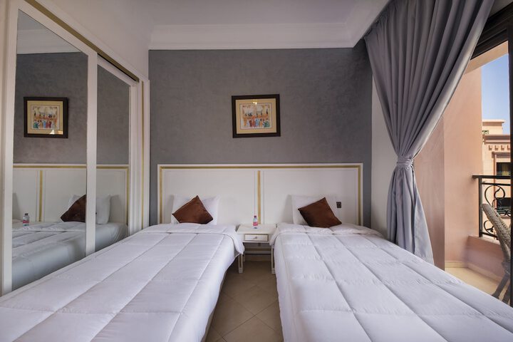 Room 15 of 42