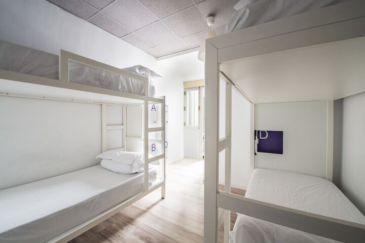 Room 28 of 113