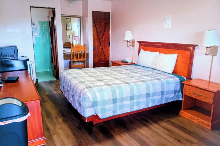 Room 4 of 26