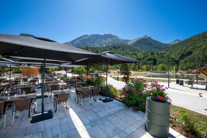 Hôtel et Camping O2 Orcières Outdoor Area