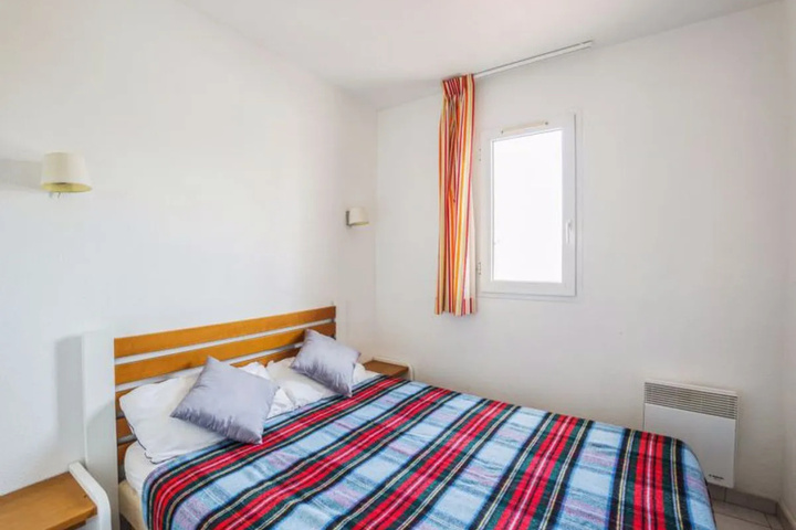 Room 2 of 19