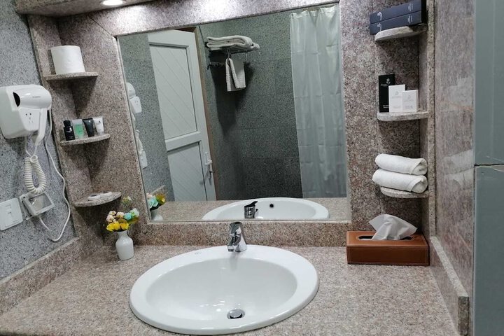 Room 12 of 49