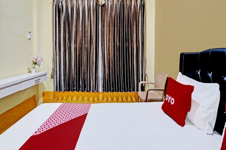 Room 11 of 20