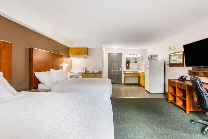 Room 43 of 64