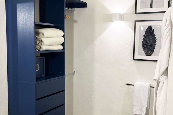 Room 32 of 144