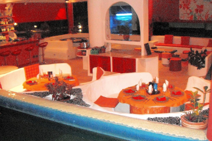 Dining 57 of 68