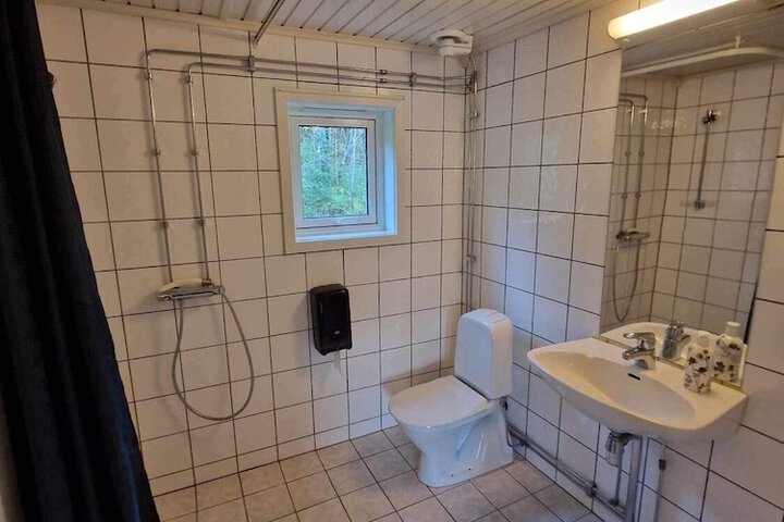 Room 60 of 133