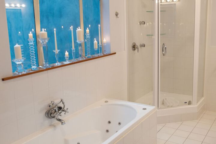 Bath Interior