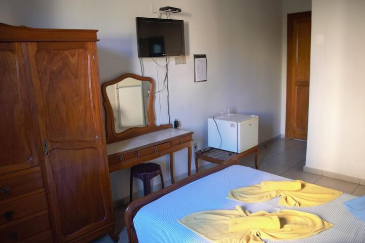 Room 22 of 43