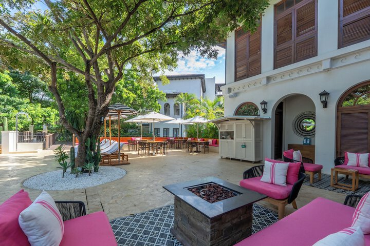 Terrace/Patio 795 of 1000