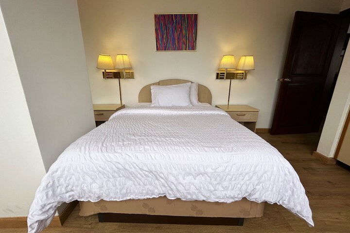 Room 14 of 56
