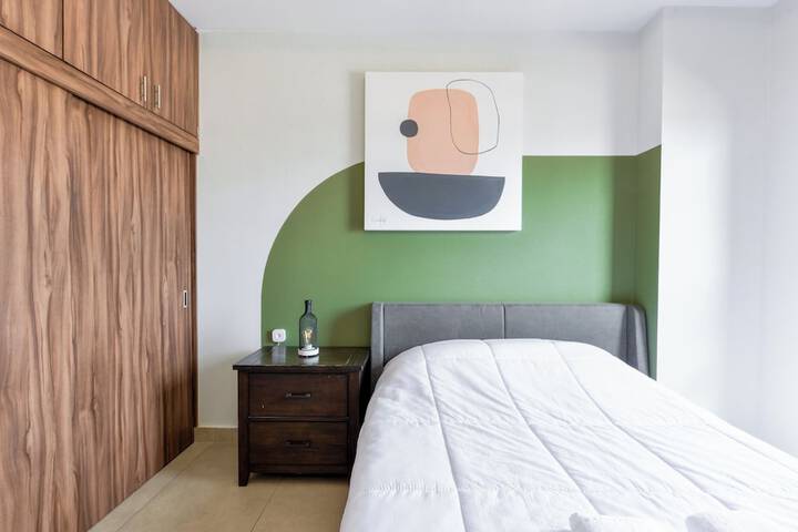 Room 18 of 126