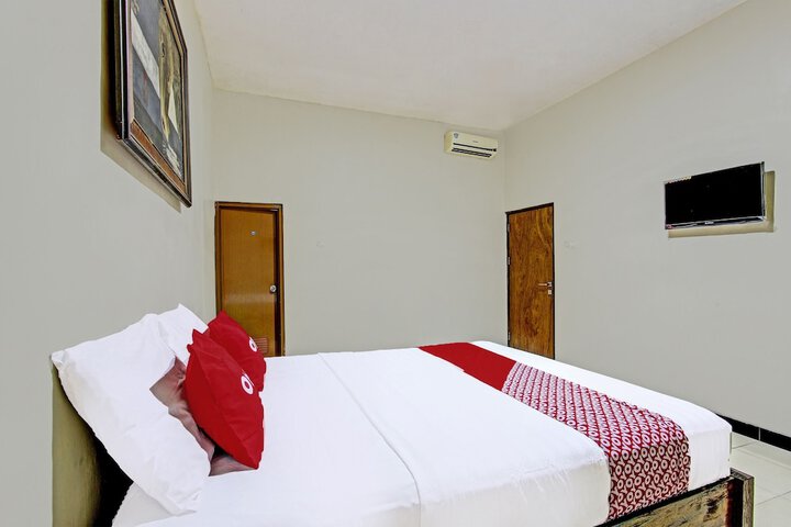 Room 21 of 37