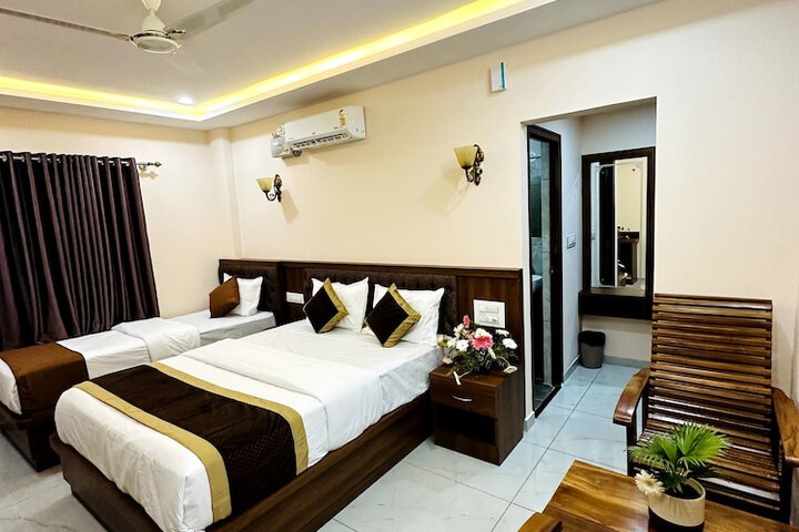 Room 32 of 58