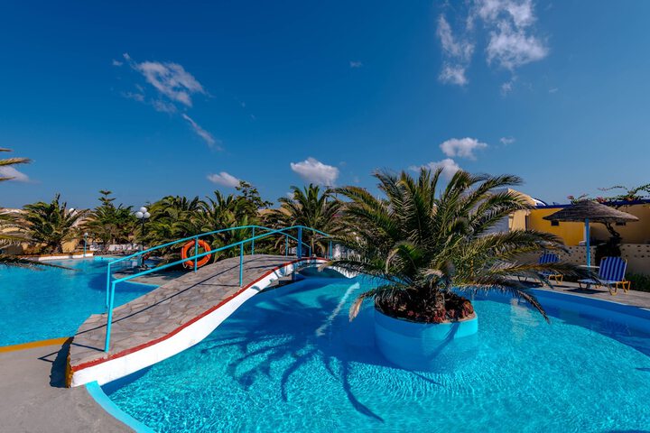 Pool 57 of 107
