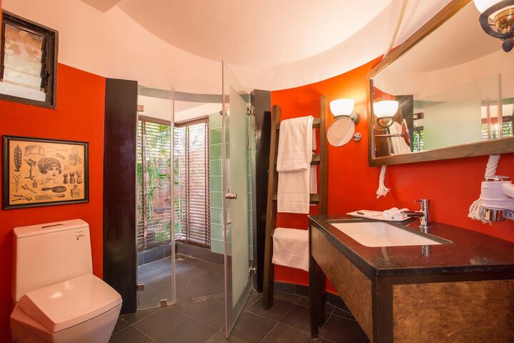 Bathroom Interior Photo