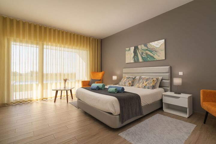 Room 2 of 79