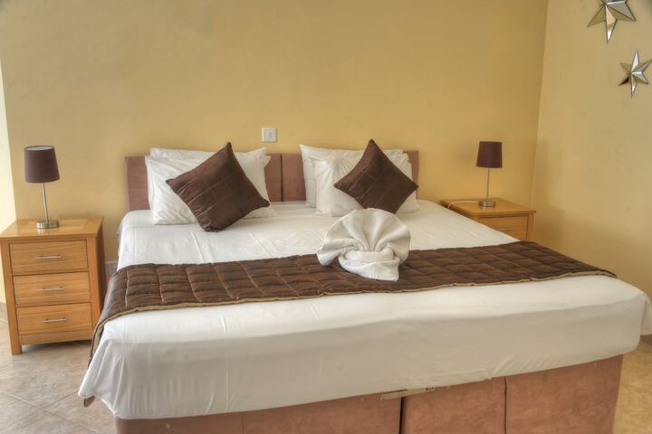 Room 4 of 54