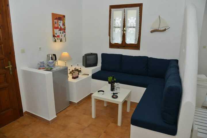 Room 9 of 48