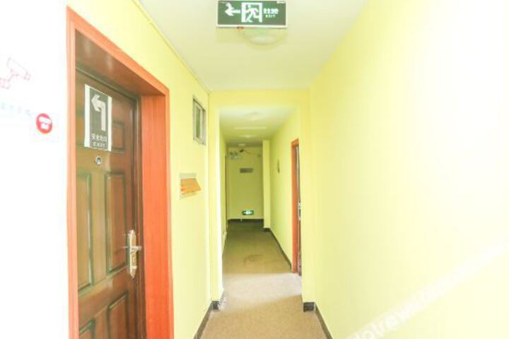 Hotel Interior 6 of 29