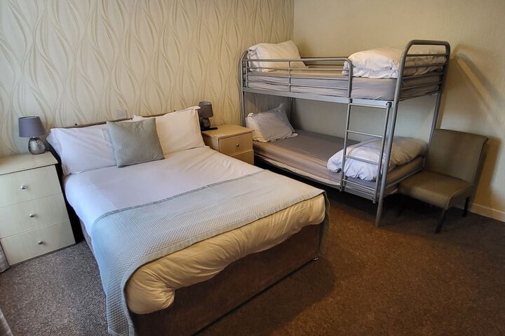 Room 5 of 31