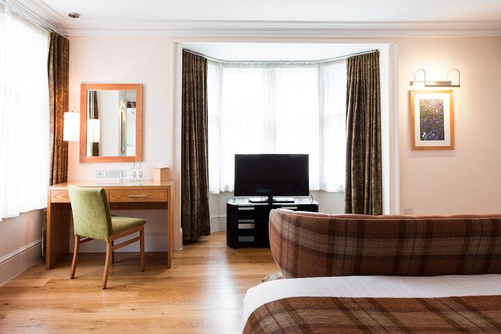 Room 17 of 45