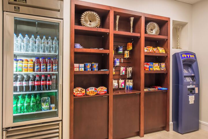 Snack bar
